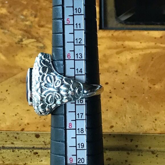 Natural Blue Sapphire Sterling Silver Ring Size 7 - Picture 5 of 10